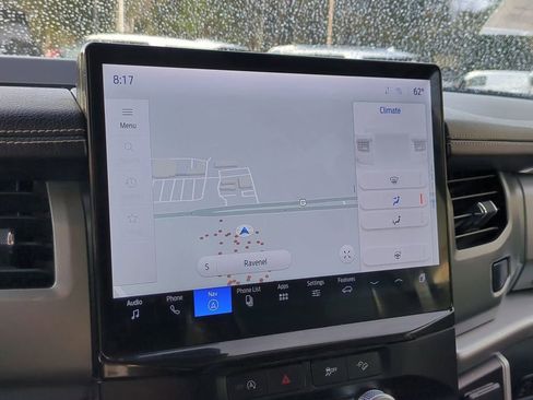 Used 2024 Ford Expedition Max XLT image 22