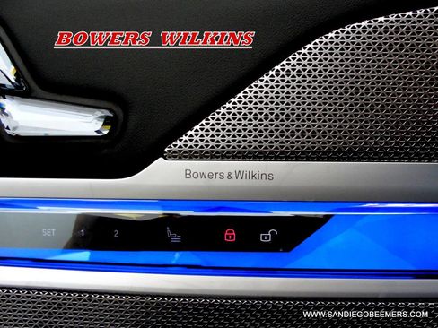 Used 2023 BMW 740i 740i M SPORT PRO+HUD+SWAROVSKI w/ Parking Assistance Package image 12