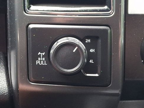 Used 2019 Ford F150 XLT w/ Equipment Group 302A Luxury AWD/4WD image 23