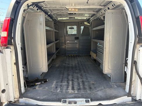 Used 2019 Chevrolet Express 2500 w/ Driver Convenience Package image 8