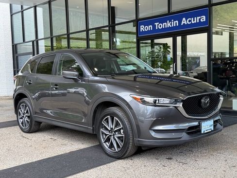 Used 2018 MAZDA CX-5 Touring w/ Preferred Equipment Package image 2
