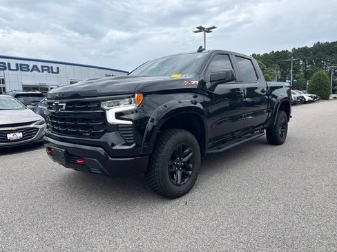 Used 2023 Chevrolet Silverado 1500 LT Trail Boss AWD/4WD image 2