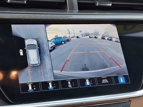 Used 2020 Buick Encore GX Essence w/ Experience Buick Package image 19