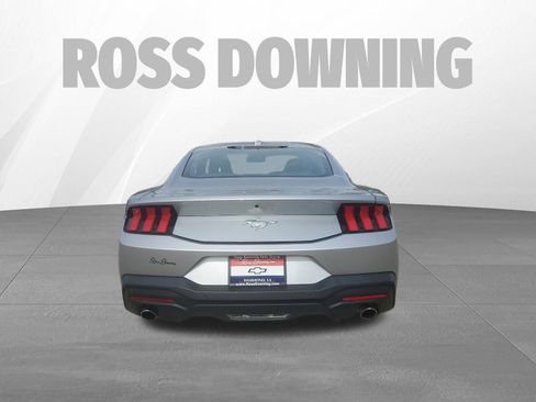 Used 2024 Ford Mustang Coupe image 5