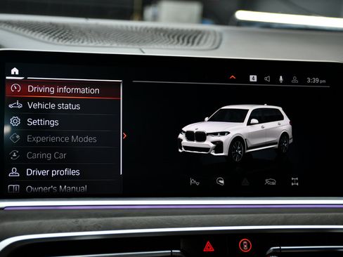 Used 2022 BMW X7 M50i w/ Executive Package image 56