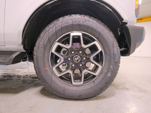 New 2025 Ford Bronco Outer Banks image 44