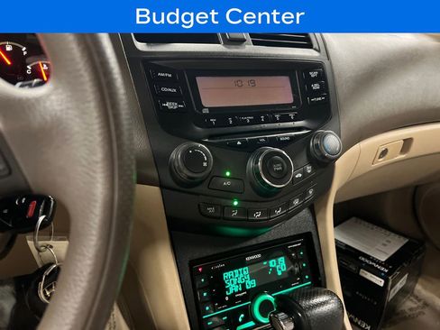 Used 2003 Honda Accord LX image 21