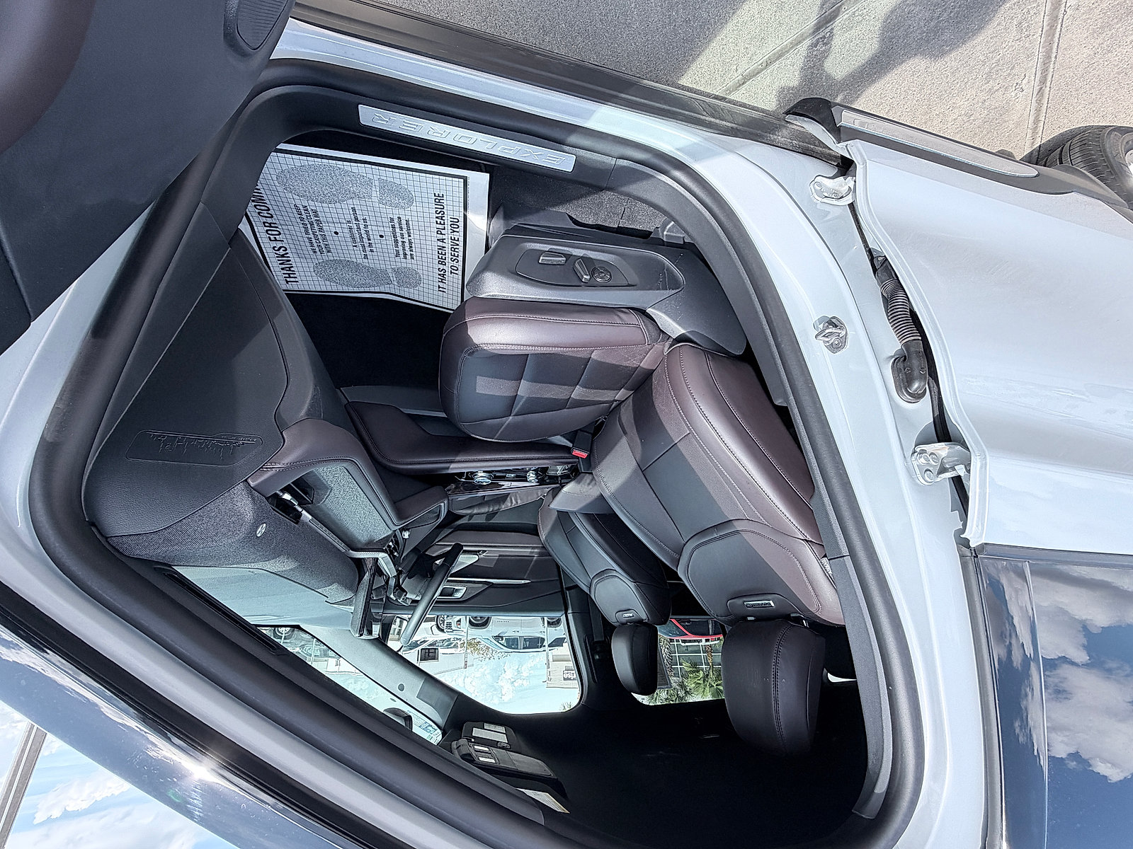 Used 2026 Ford Explorer Platinum RWD image 12