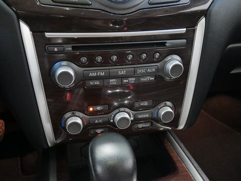 Used 2015 Nissan Pathfinder Platinum w/ Cargo Package image 24