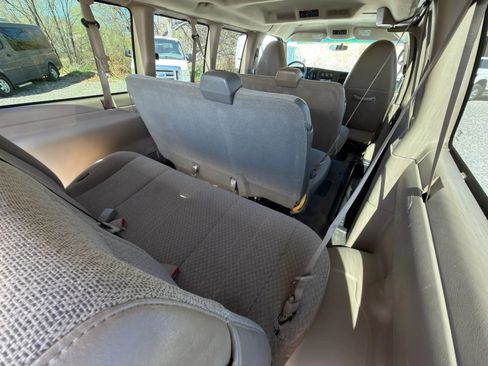 Used 2014 Chevrolet Express 1500 LT w/ LT Preferred Equipment Group AWD/4WD image 13