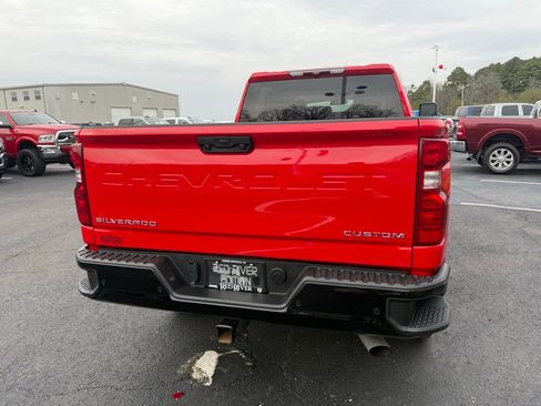 Used 2025 Chevrolet Silverado 2500 Custom w/ Custom Value Package image 6