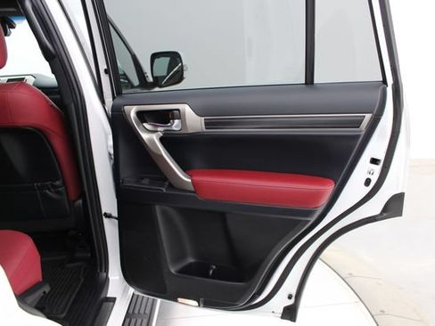 Used 2021 Lexus GX 460 Premium w/ Premium Package AWD/4WD image 48