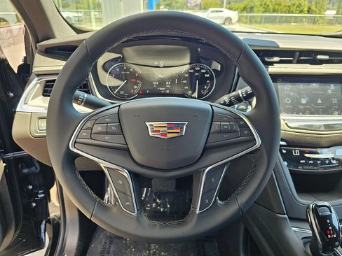 New 2026 Cadillac XT5 Luxury AWD/4WD image 24