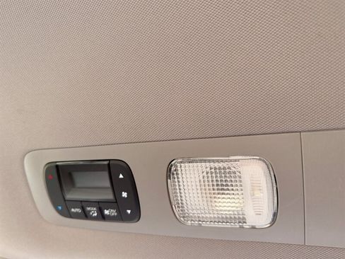 Used 2011 Honda Odyssey EX image 44