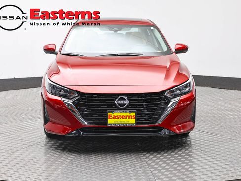Used 2024 Nissan Sentra SV w/ SV Premium Package FWD image 2