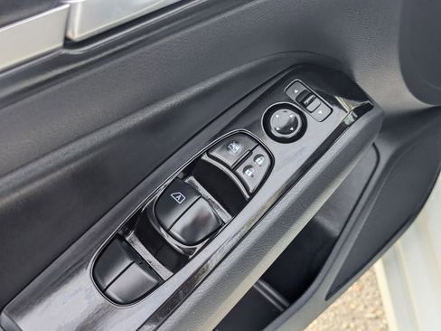 Certified 2025 Nissan Altima 2.5 SR w/ SR Premium Package image 21