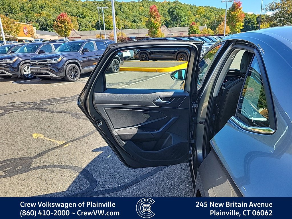 Certified 2024 Volkswagen Jetta SEL FWD image 48