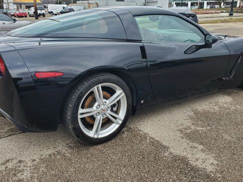 Used 2008 Chevrolet Corvette Coupe w/ Z51 Performance Package image 4