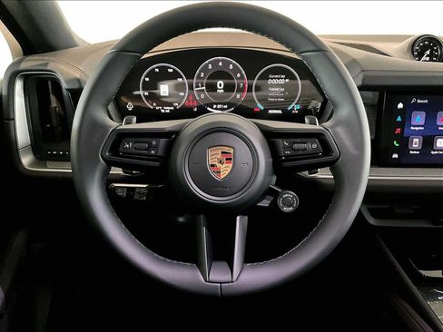 New 2026 Porsche Cayenne Coupe AWD/4WD image 15