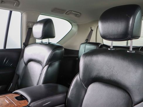 Used 2022 Nissan Armada SL w/ Captain's Chairs Package image 26