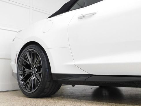 Used 2024 Chevrolet Camaro ZL1 RWD image 16