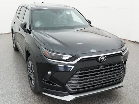 New 2026 Toyota Grand Highlander AWD Hybrid image 16