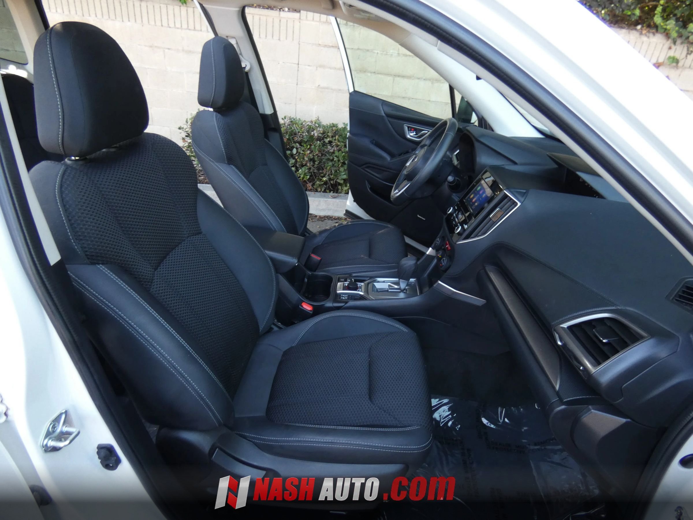 Used 2023 Subaru Forester Premium AWD/4WD image 27