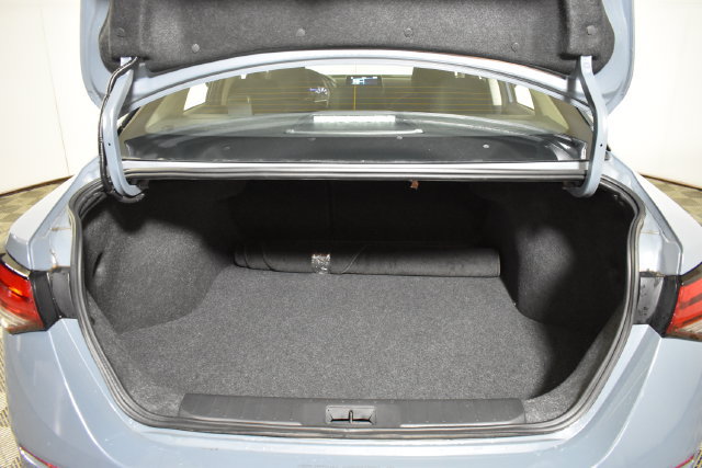 Certified 2025 Nissan Sentra SR FWD image 29