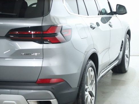 Certified 2024 BMW X5 xDrive40i w/ Premium Package image 45