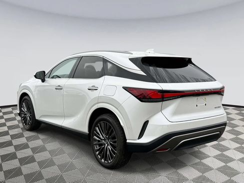 Used 2024 Lexus RX 350 FWD w/ Convenience Package image 4