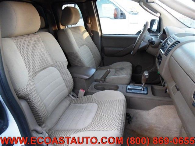 Used 2005 Nissan Frontier SE w/ (P01) Power Pkg AWD/4WD image 8