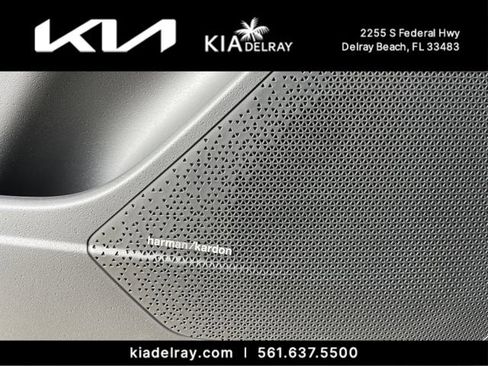 New 2026 Kia Niro SX Touring FWD image 17