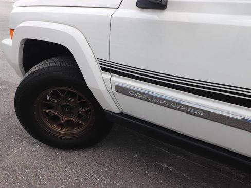 Used 2008 Jeep Commander Limited RWD image 3
