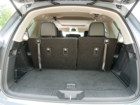Used 2023 Honda Pilot Touring image 18