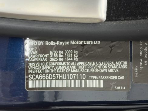 Used 2017 Rolls-Royce Dawn RWD image 49