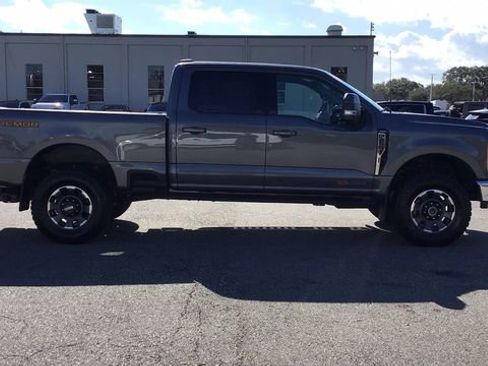 Certified 2023 Ford F250 Lariat w/ Tremor Off-Road Package image 4