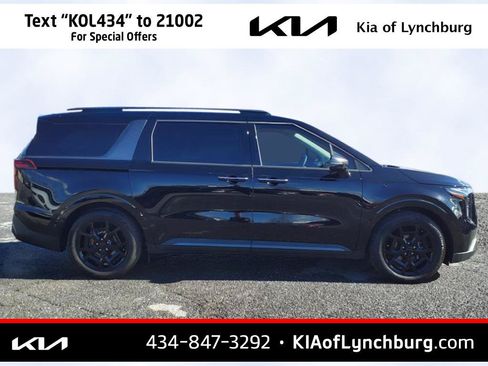 Used 2025 Kia Carnival SX Prestige FWD image 3
