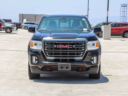Used 2022 GMC Canyon AT4 w/ Driver Alert Package AWD/4WD image 2
