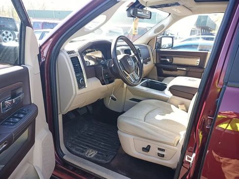 Used 2018 RAM 1500 Laramie w/ Convenience Group AWD/4WD image 2
