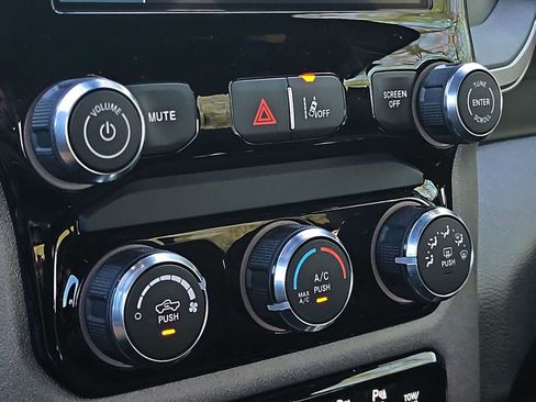 Used 2026 RAM 1500 Express RWD image 28