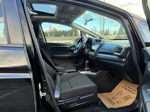 Used 2016 Honda Fit EX image 30