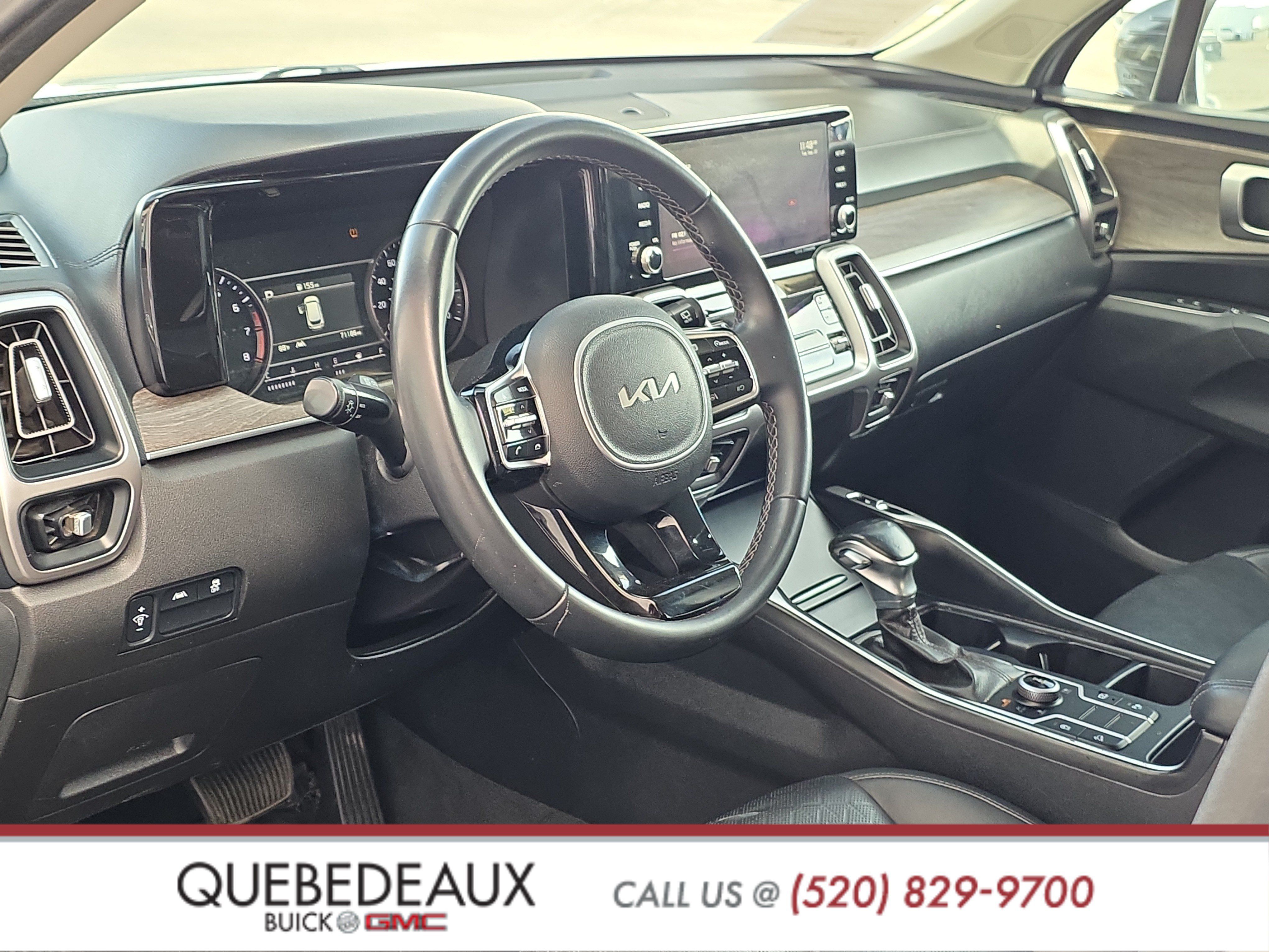 Used 2022 Kia Sorento S w/ Panoramic Sunroof Package AWD/4WD image 9