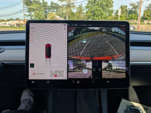 Used 2022 Tesla Model 3 Long Range AWD/4WD image 24