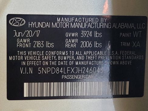 Used 2018 Hyundai Elantra Value Edition FWD image 33