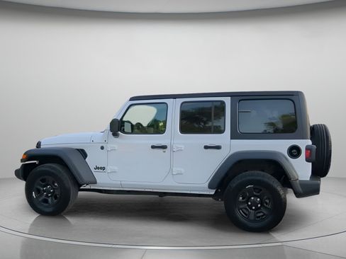 Used 2026 Jeep Wrangler Unlimited Sport AWD/4WD image 17
