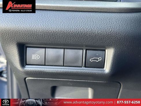 Used 2024 Toyota Grand Highlander AWD image 26