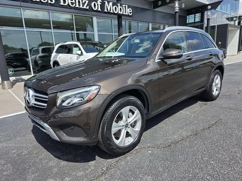 Certified 2018 Mercedes-Benz GLC 300 image 2