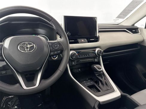Certified 2025 Toyota RAV4 XLE Premium FWD image 31