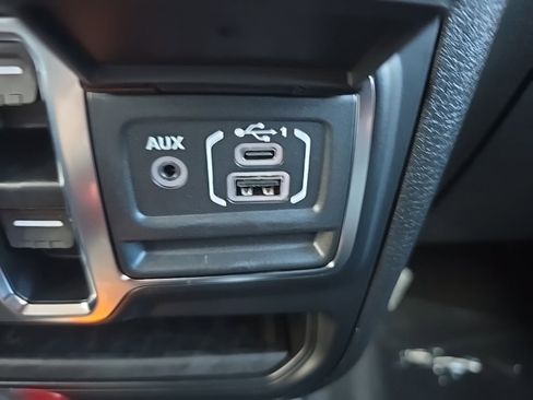 New 2026 Jeep Wrangler Sport S image 30