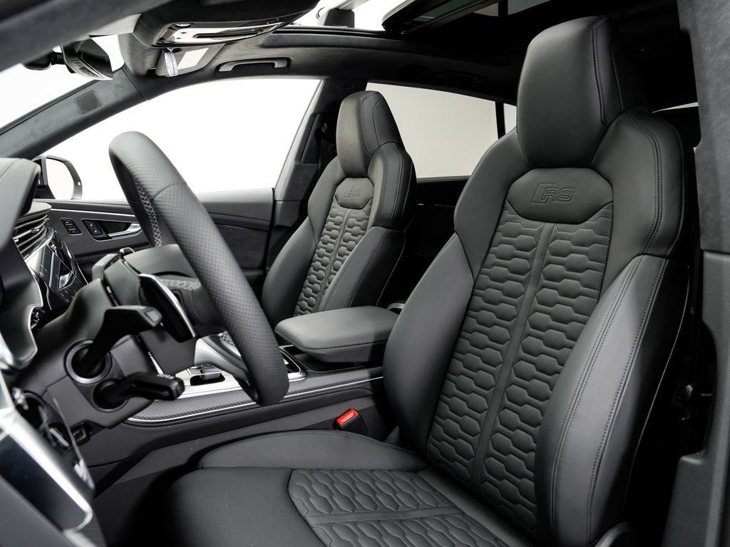 Certified 2026 Audi RS Q8 performance AWD/4WD image 5